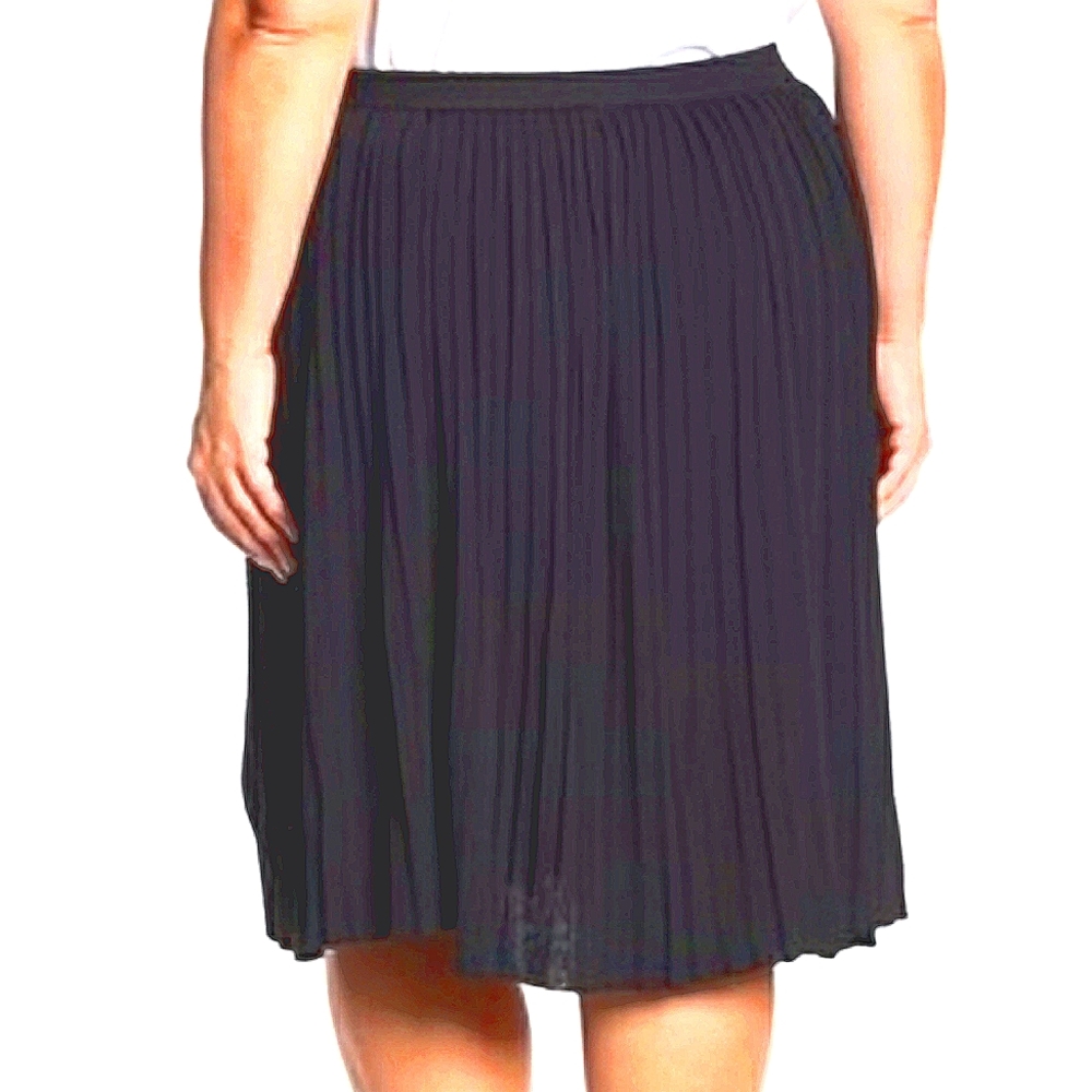 T Tahari Navy Pleated Pull-On Skirt (Plus Size)